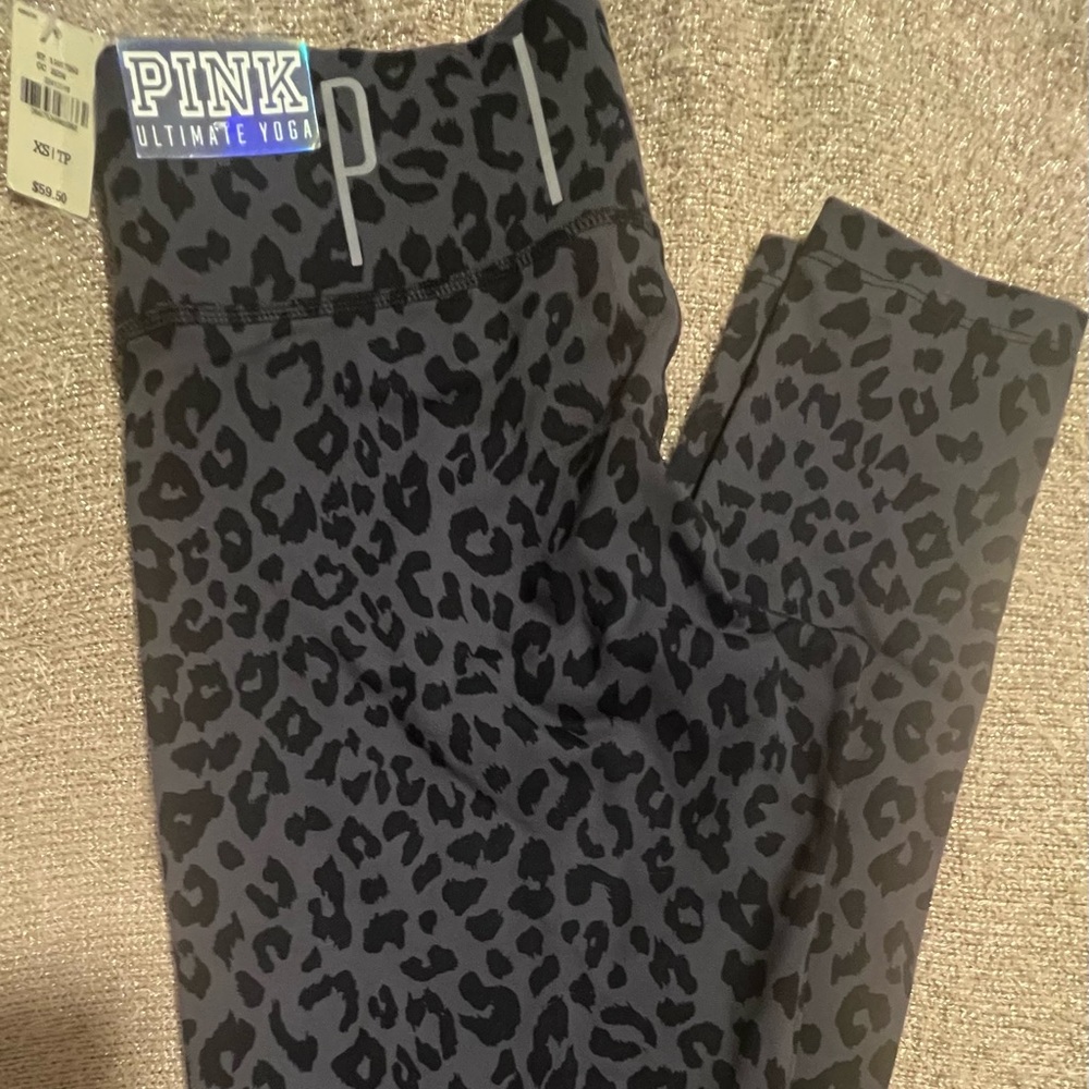 PINK Victoria's Secret Leopard Print Leggings